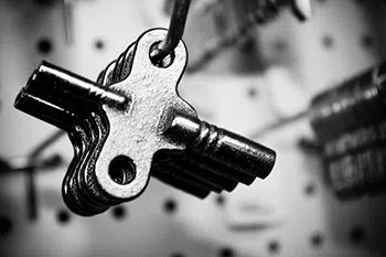 Indian Orchard MA Locksmith Store Indian Orchard, MA 413-728-5317